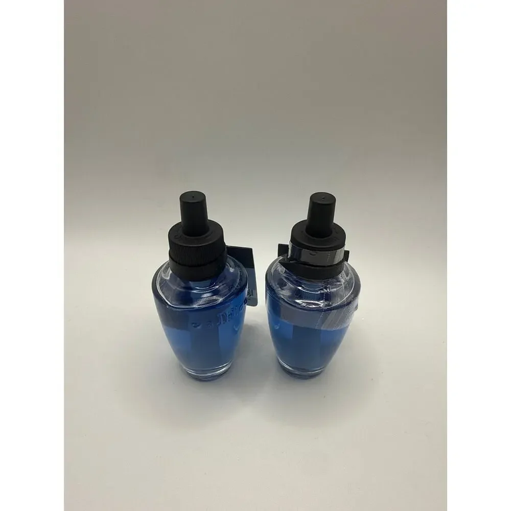 NEW Bath & Body Works No Diving - Wallflower Fragrance Refill Bulb (2)